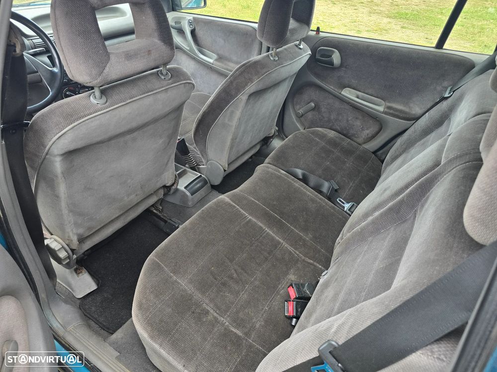 Opel Astra Caravan 1.7 TD Club - 6