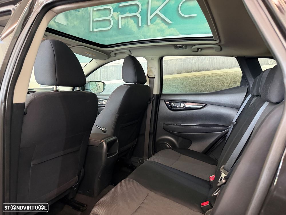 Nissan Qashqai 1.5 dCi N-Connecta 18 - 7