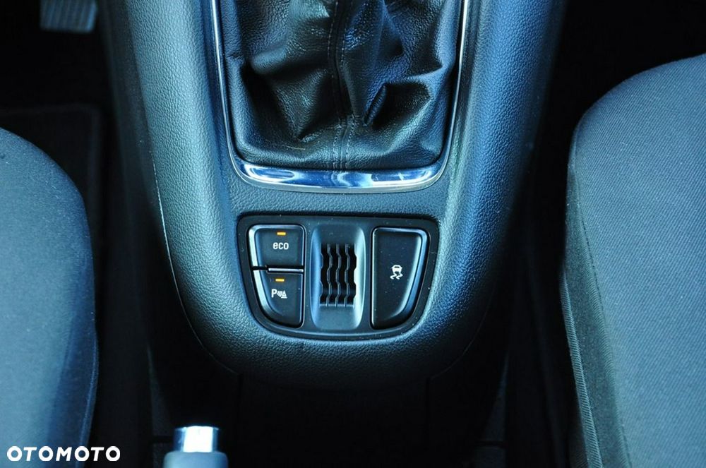 Opel Zafira - 34