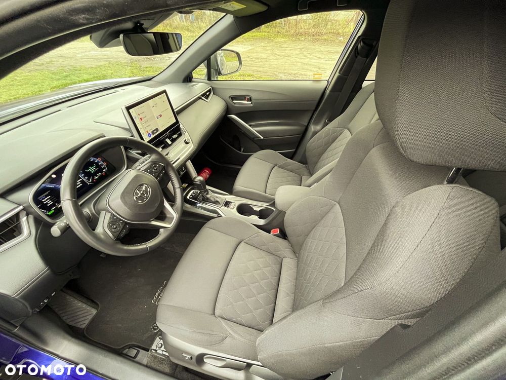 Toyota Corolla Cross - 9