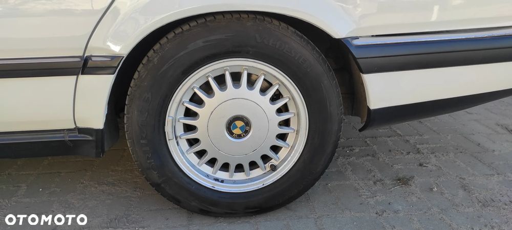 BMW Seria 7 730i - 20