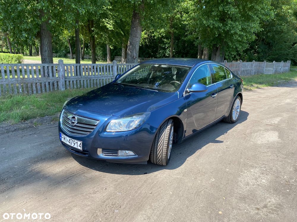 Opel Insignia 2.0 T Cosmo - 1