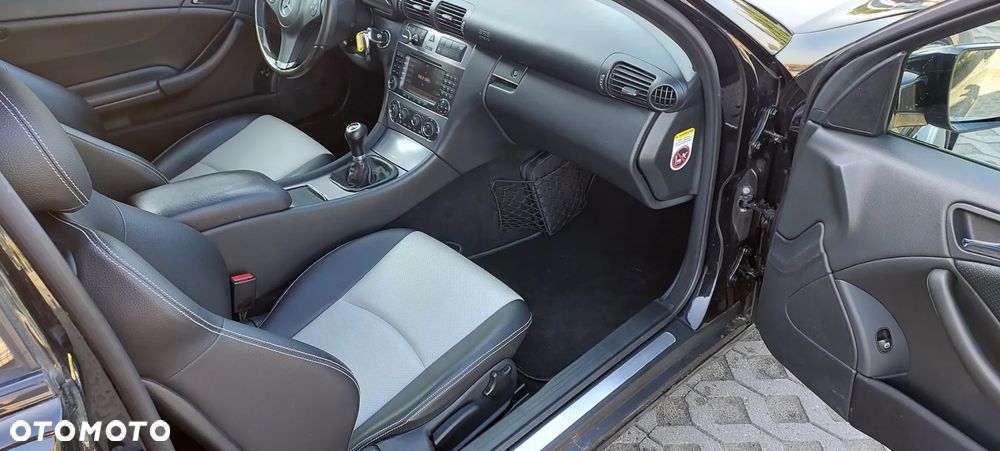 Mercedes-Benz CLC - 35