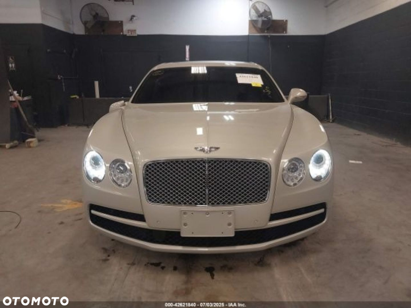 Bentley Flying Spur - 7