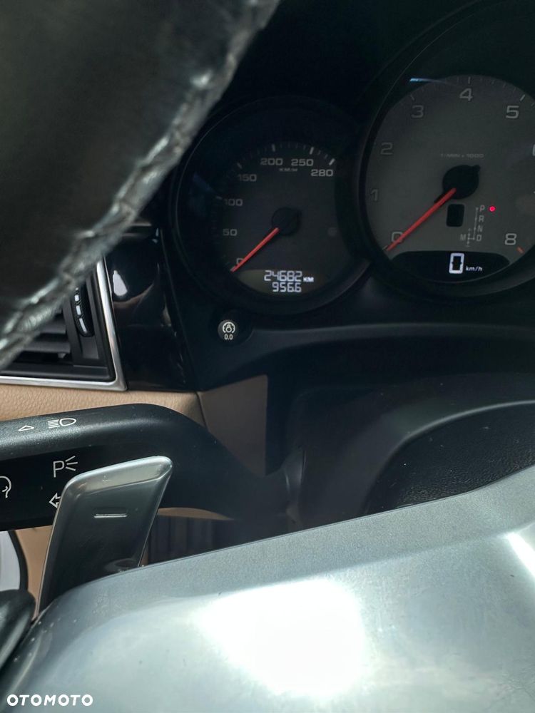 Porsche Macan Standard - 13