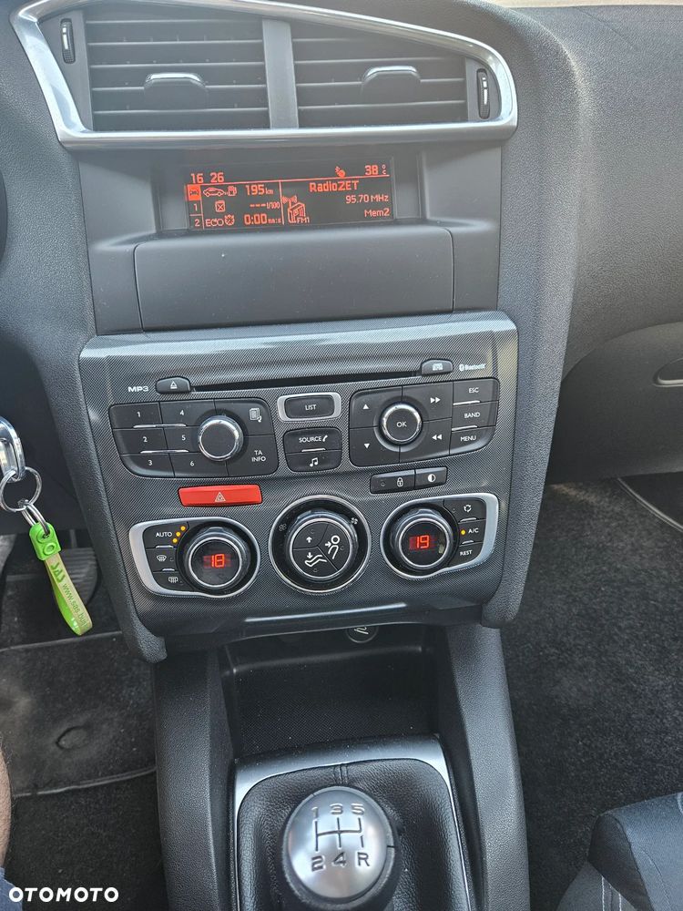 Citroën C4 HDi 90 Tendance - 10