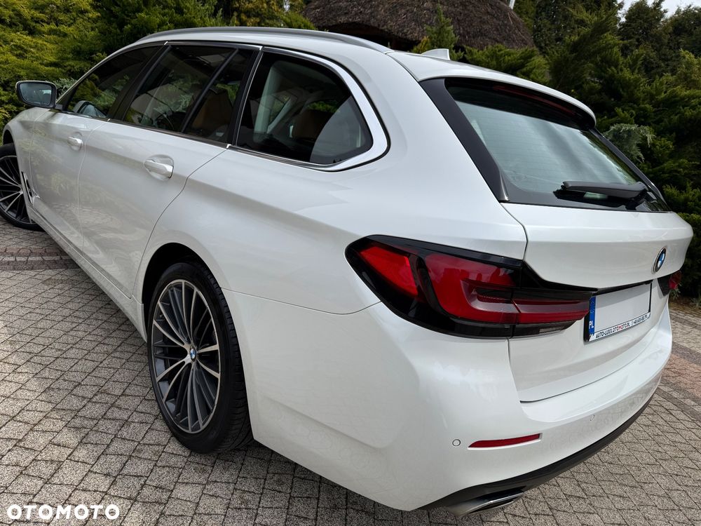 BMW Seria 5 520d M Sport Edition - 26