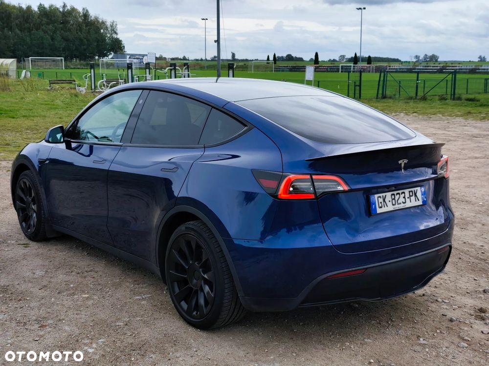 Tesla Model Y Standard - 11