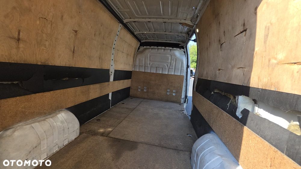 Renault Master - 18