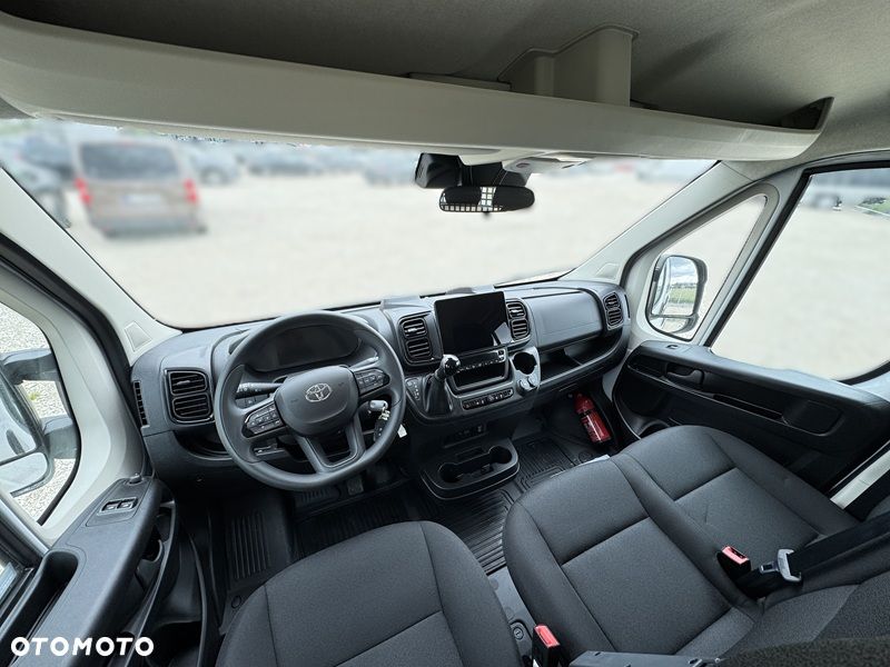 Toyota Proace Max Skrzynia Brygadowa - 8