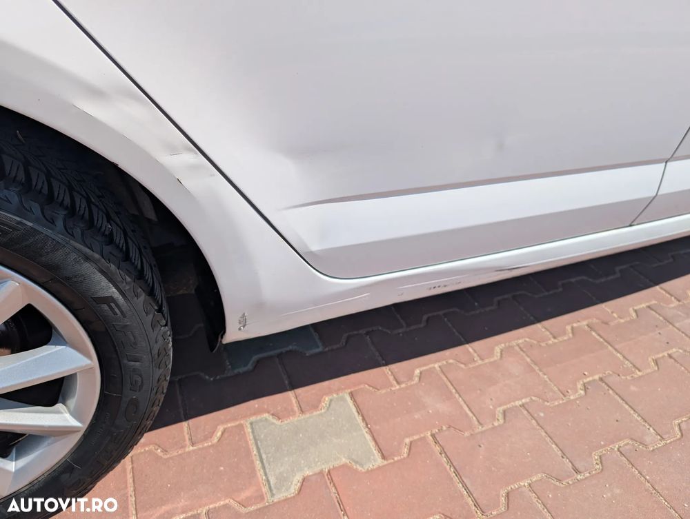 Skoda Octavia 2.0 TDI STYLE - 5