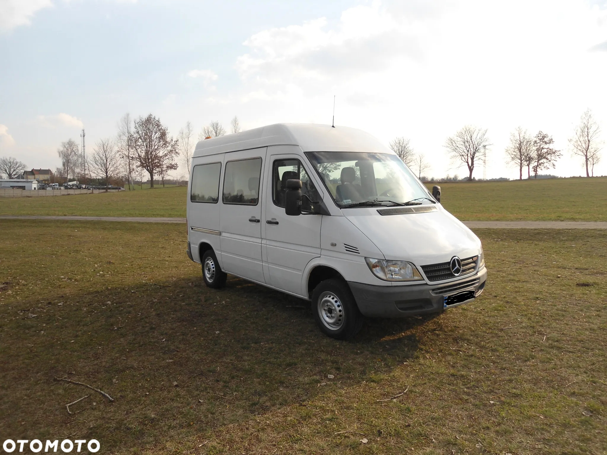 Mercedes-Benz Sprinter - 2