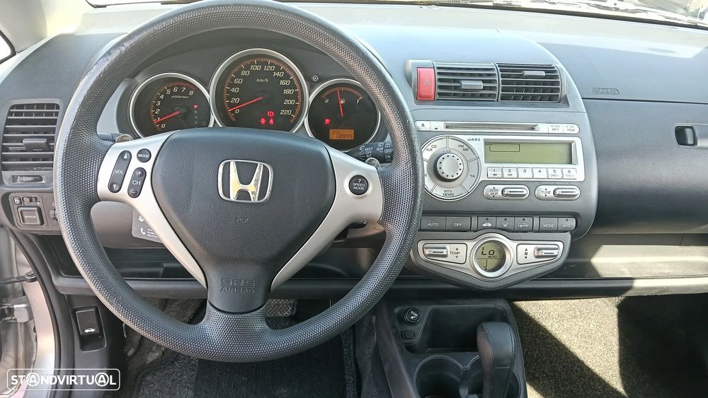 Honda Jazz 1.4 ES CVT - 11