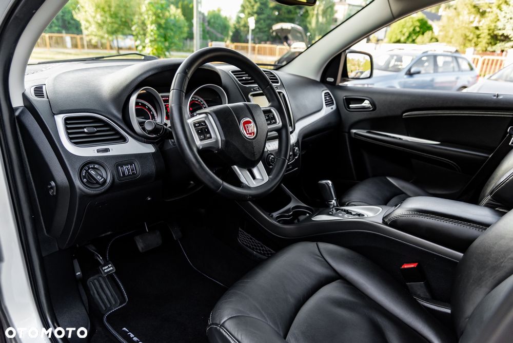 Fiat Freemont 3.6 V6 Lounge - 16