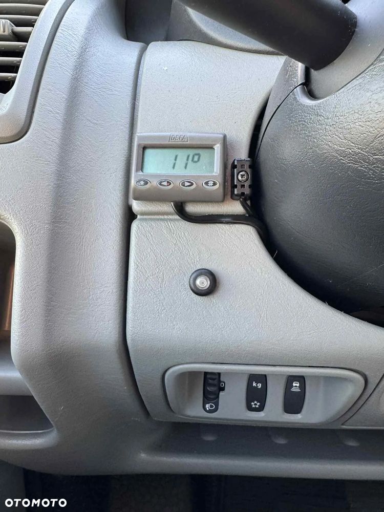 Renault Trafic - 18