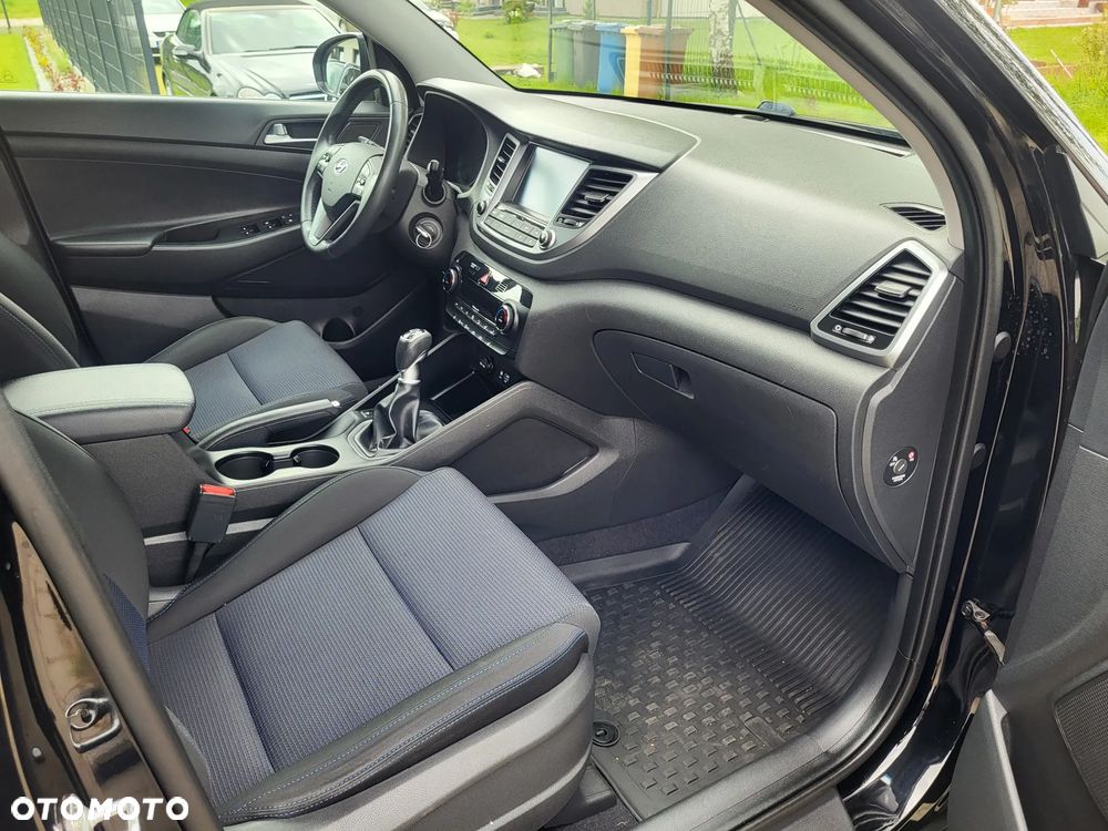 Hyundai Tucson 1.6 GDi Comfort 2WD - 23
