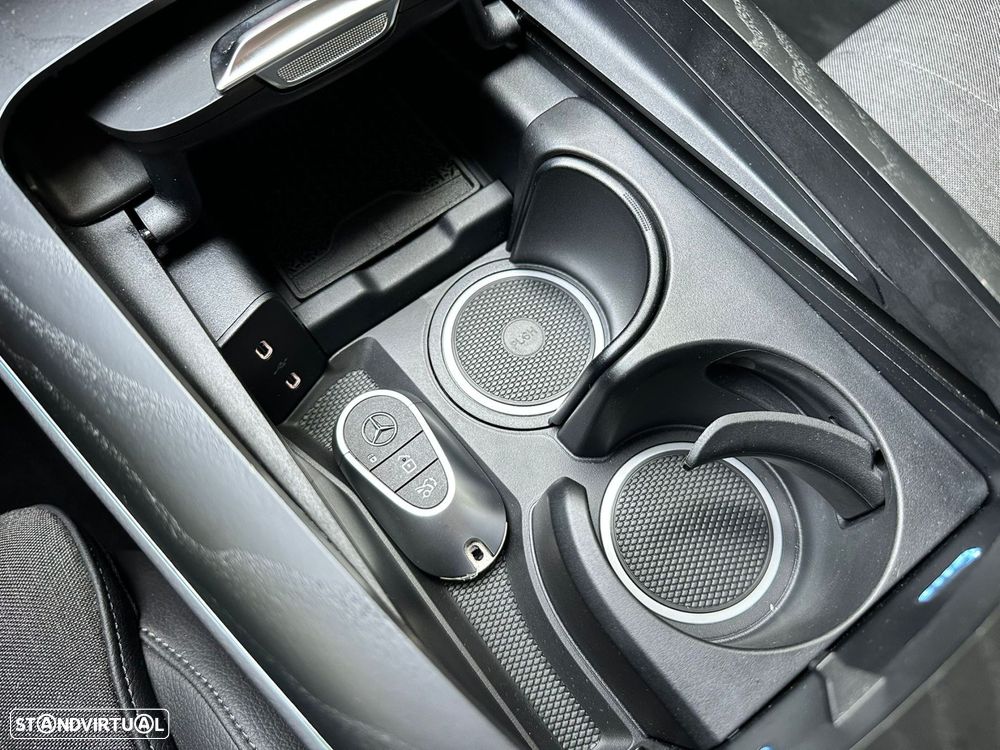 Mercedes-Benz E 300 de - 25