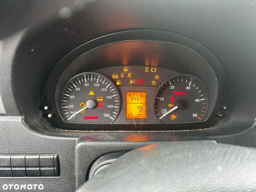 Mercedes-Benz SPRINTER - 3