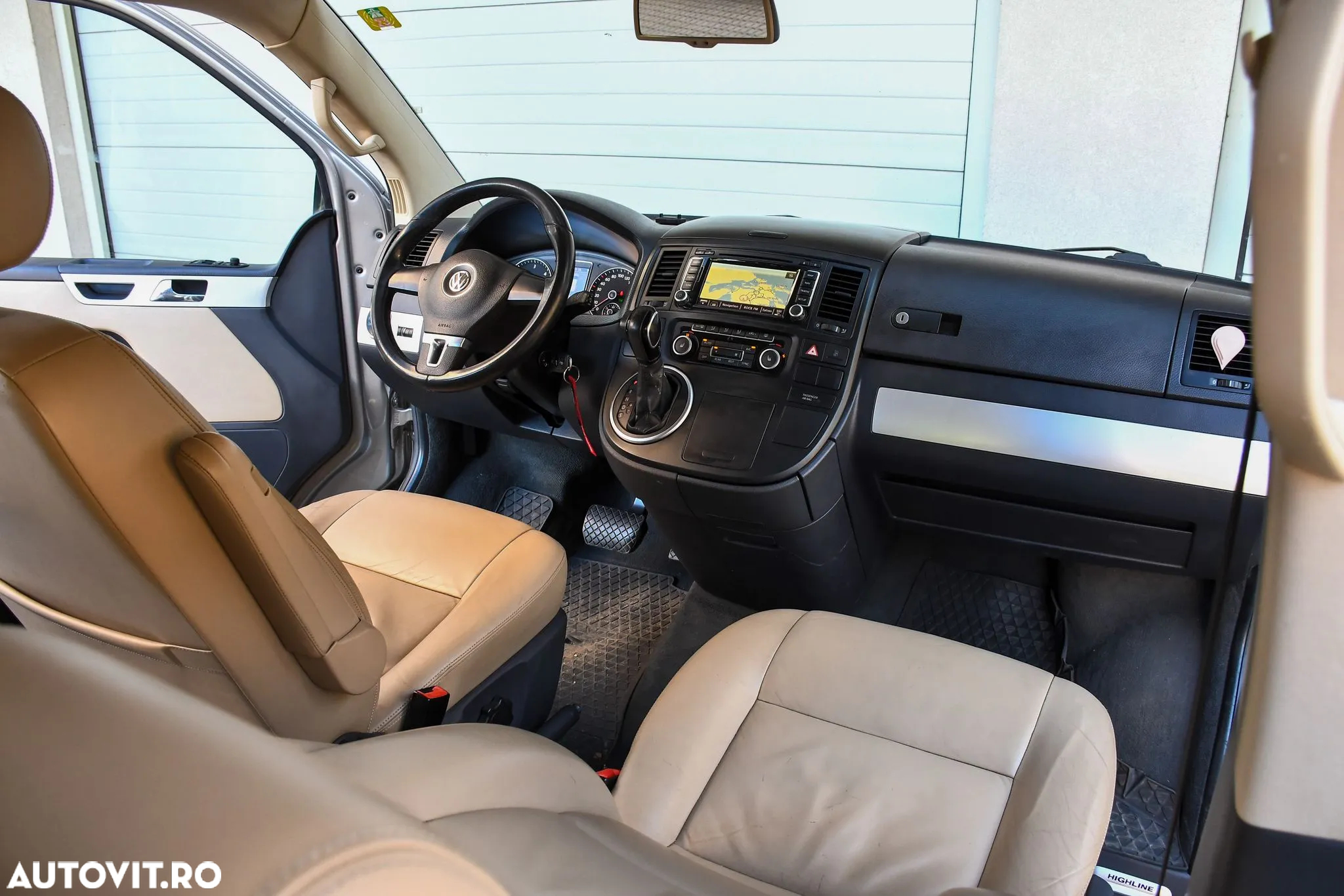 Volkswagen Multivan - 9