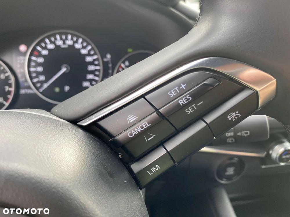 Mazda 3 2.0 mHEV Exclusive Line - 20