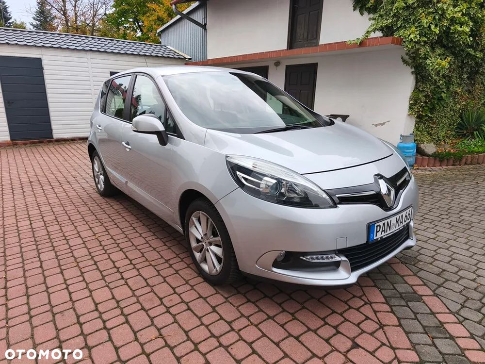 Renault Scenic 1.6 16V 110 Authentique - 5