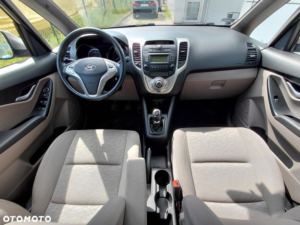 Hyundai ix20 - 12