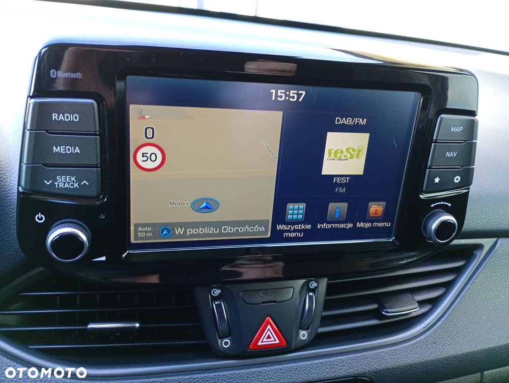 Hyundai i30 1.6 CRDI DCT Intro - 18