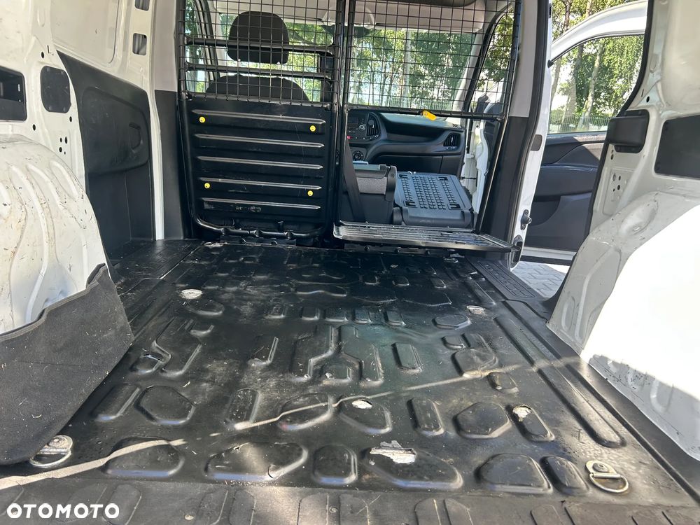 Fiat DOBLO - 9