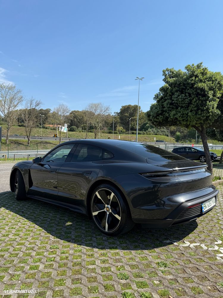 Porsche Taycan Standard - 7