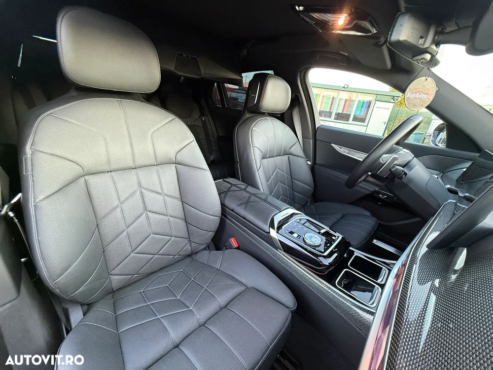 BMW Seria 7 - 37