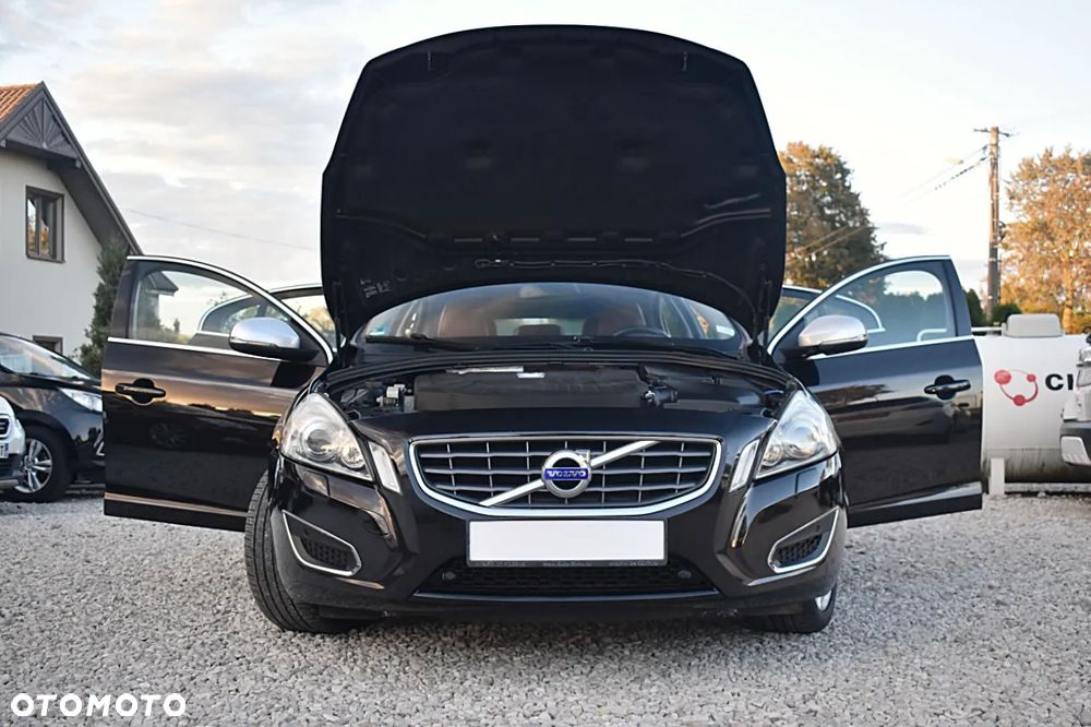 Volvo S60 D3 Summum - 12