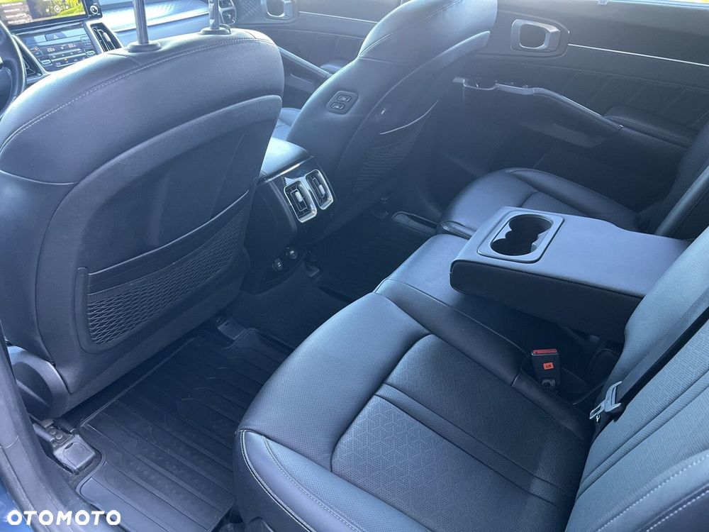 Kia Sorento 1.6 T-GDI HEV XL 7os - 25