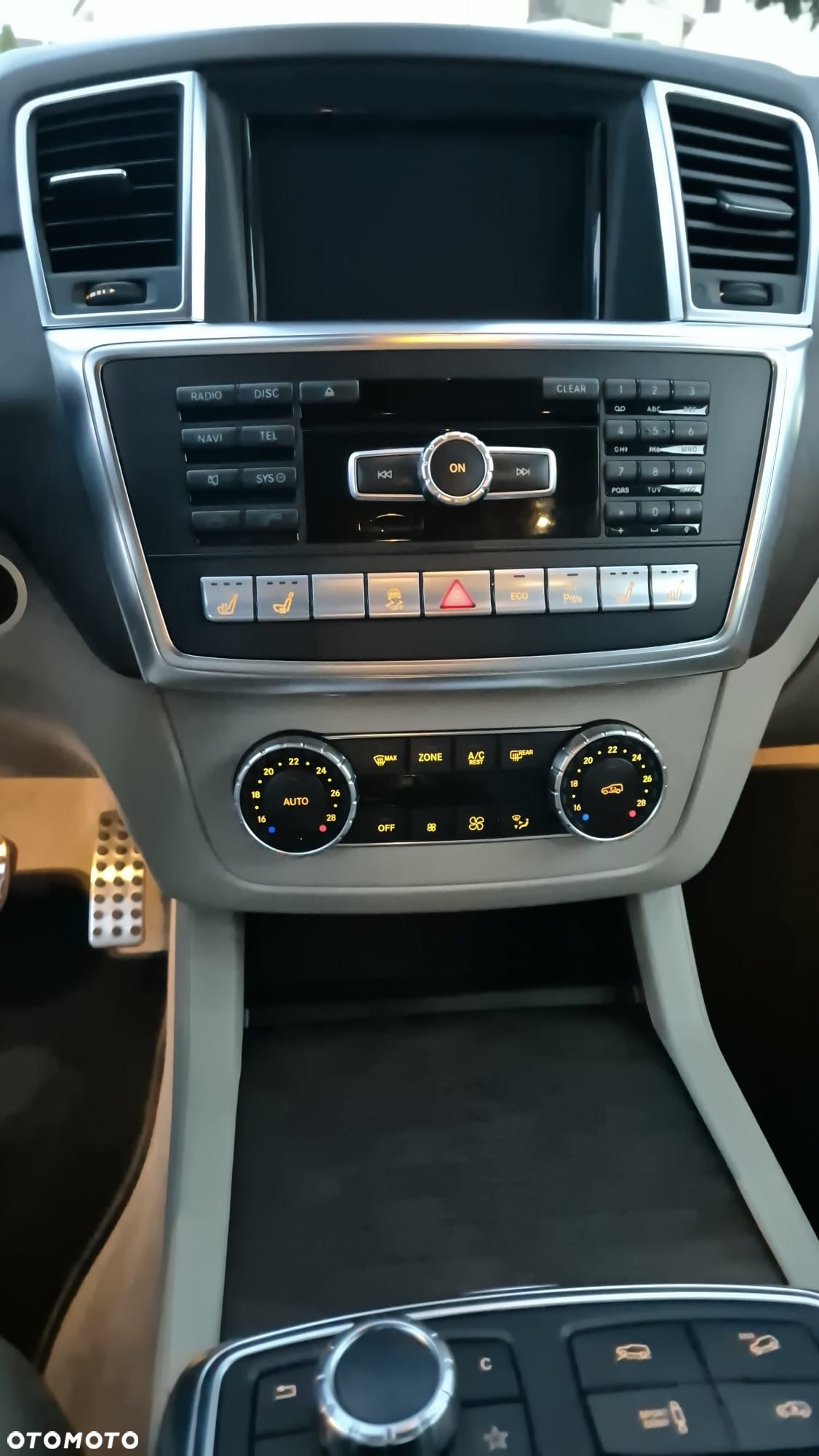 Mercedes-Benz ML 350 BlueTec 4-Matic - 14