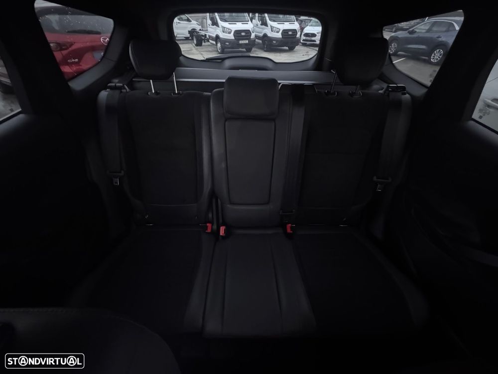 Ford Kuga 1.5 TDCi EcoBlue ST-Line X - 29