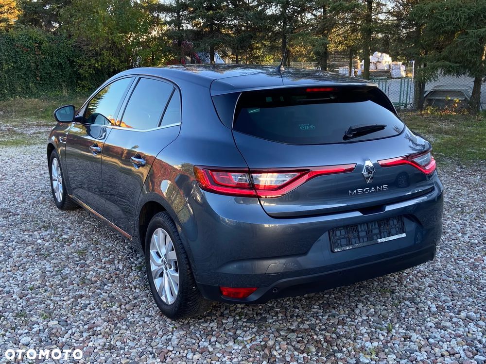 Renault Megane ENERGY TCe 140 EDC LIMITED - 21