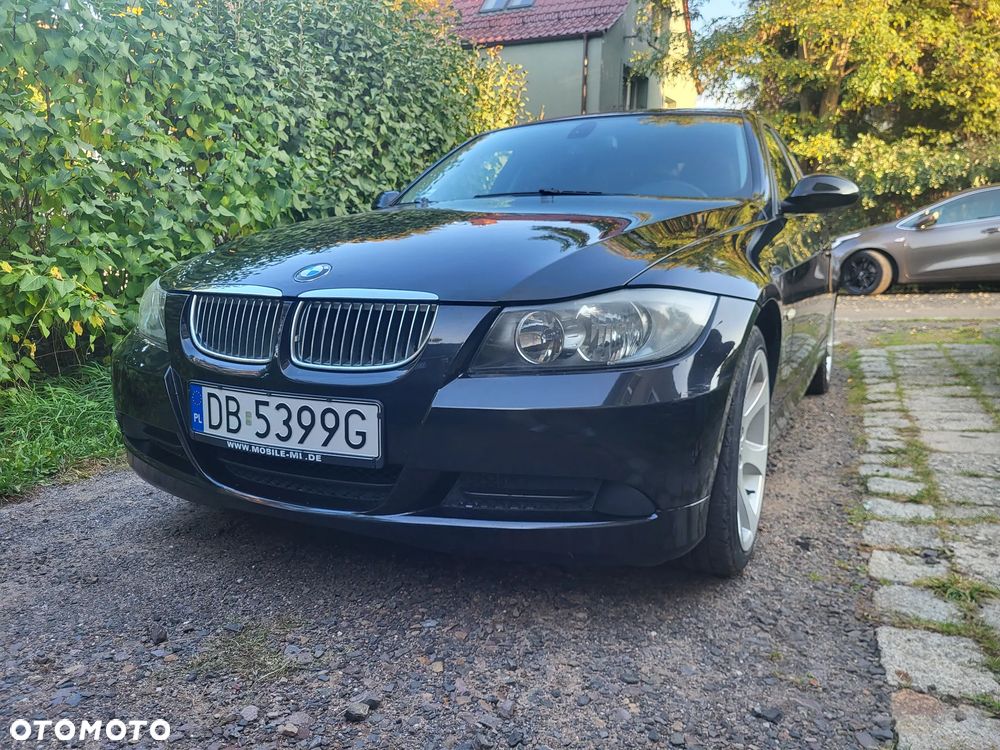 BMW Seria 3 318i - 5