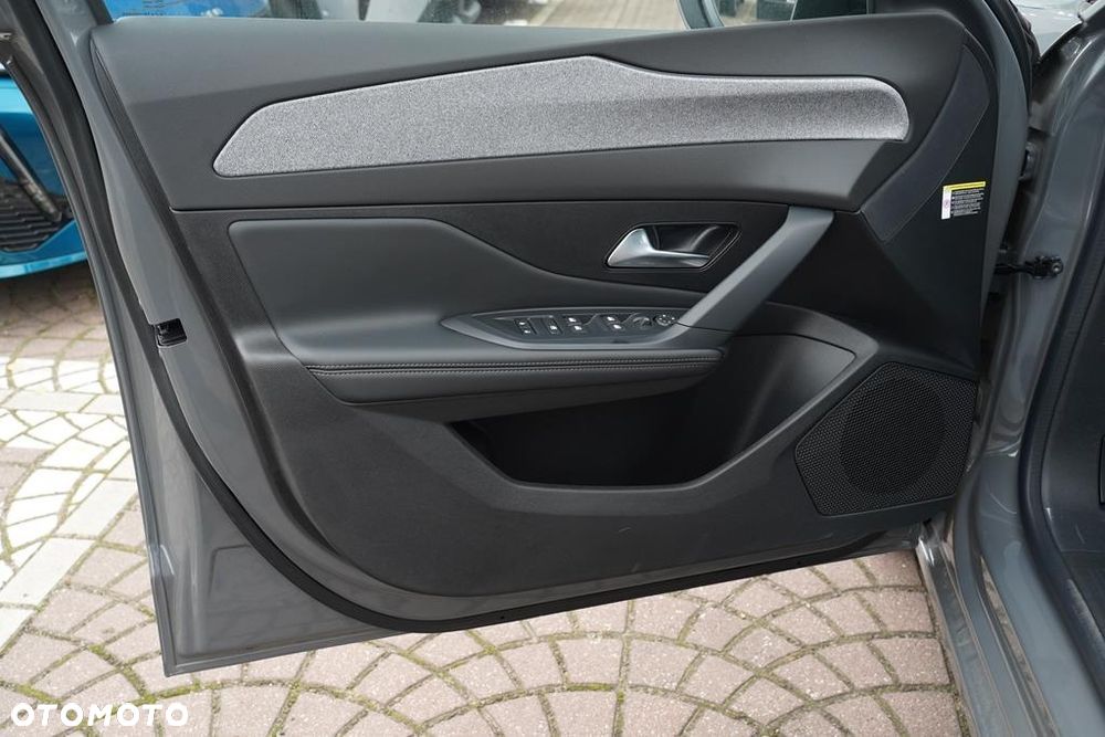 Peugeot 308 1.5 BlueHDi Allure S&S EAT8 - 10