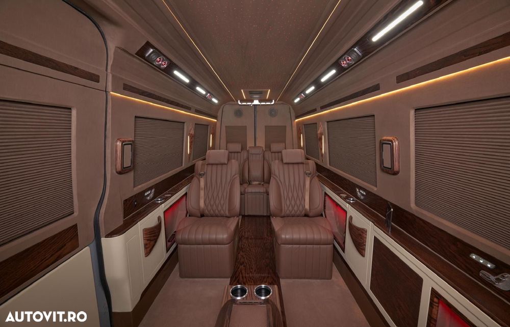 Mercedes-Benz Sprinter 906.235 7GTronic - 17