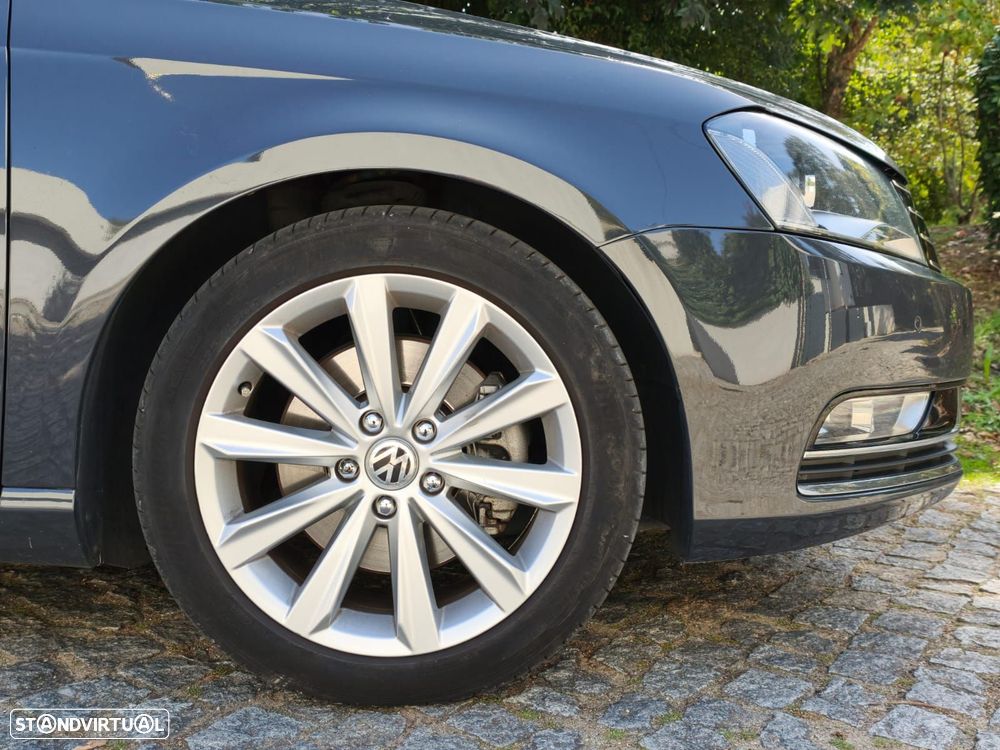 VW Passat Variant 2.0 TDI DPF Highline - 11