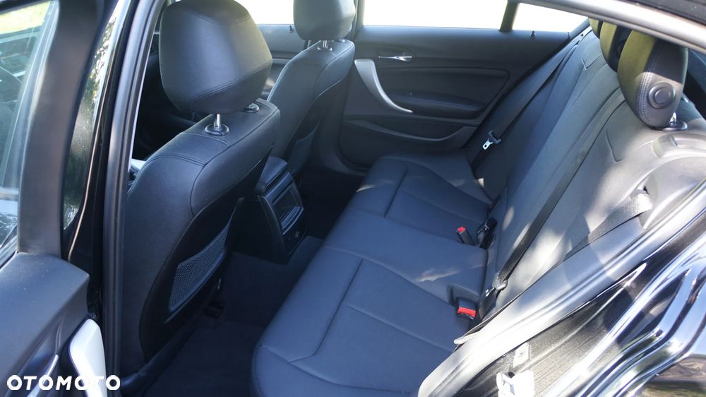 BMW Seria 1 116d Edition M Sport Shadow - 15
