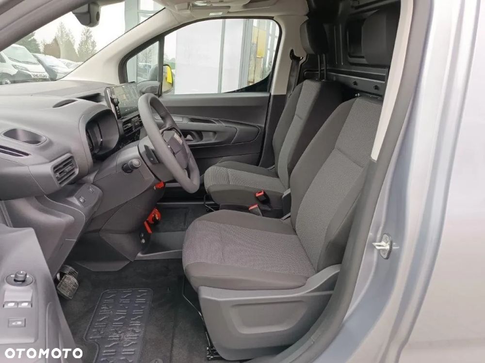 Fiat Doblo Van XL 100KM Seria 4 - 9