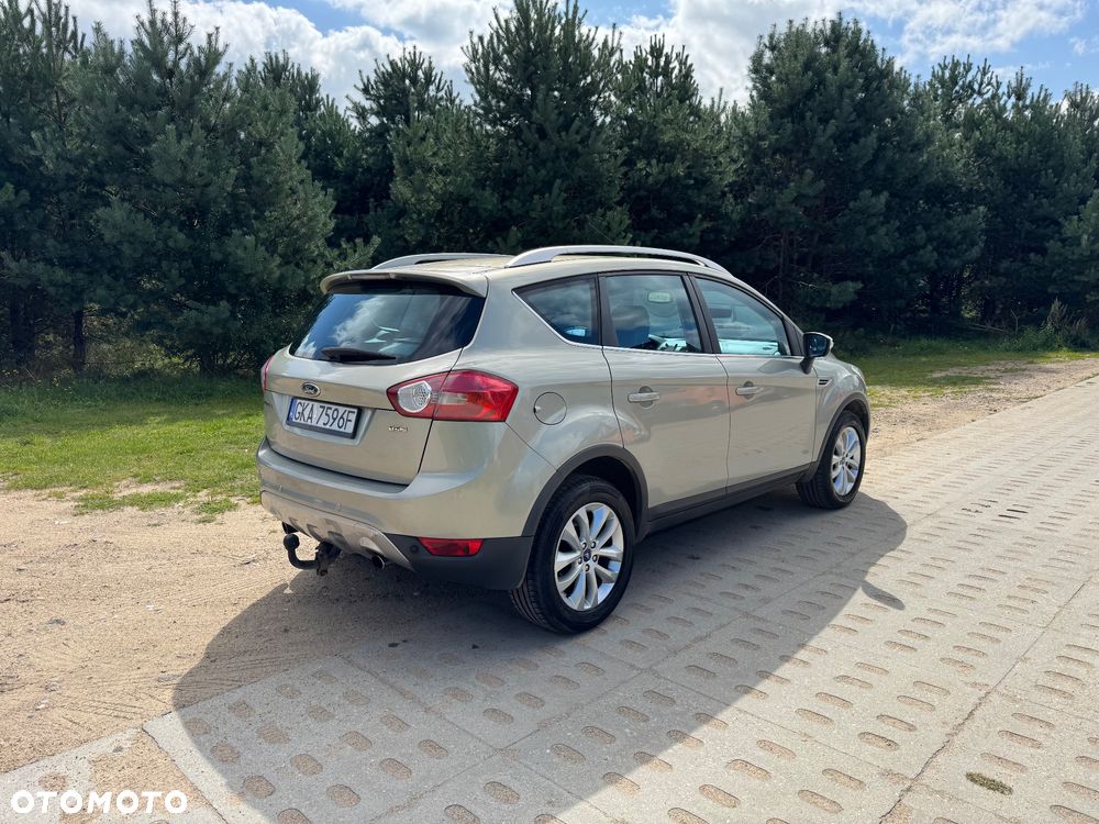 Ford Kuga 2.0 TDCi Titanium FWD - 3