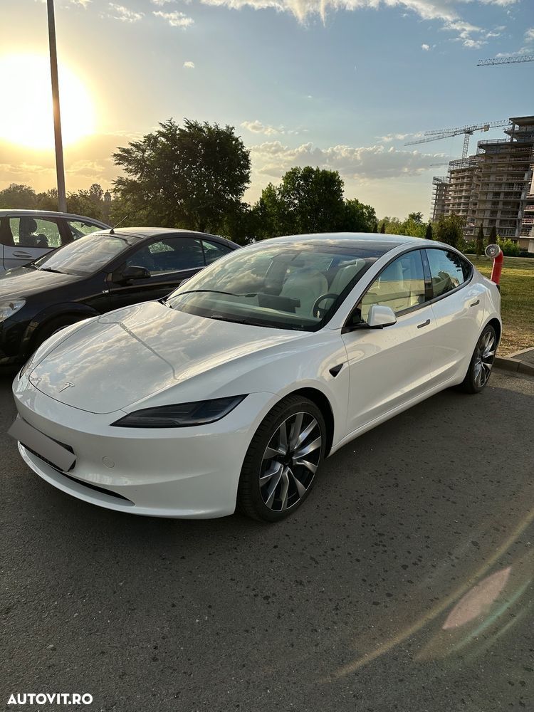 Tesla Model 3 AWD Long Range - 1