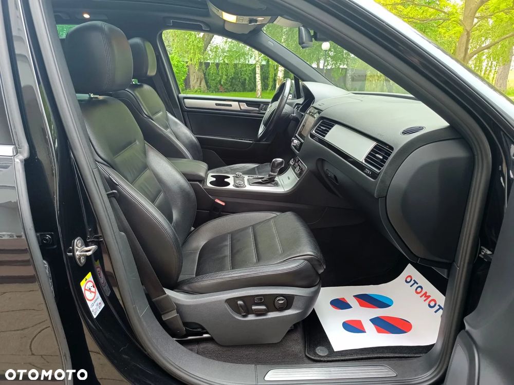 Volkswagen Touareg - 32