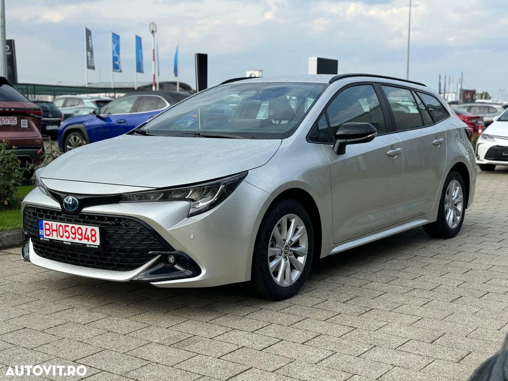 Toyota Corolla Sedan 1.8 HEV Business - 3
