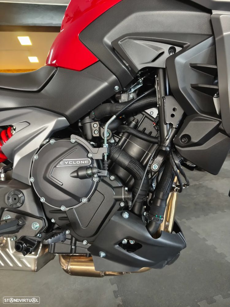 Cyclone RX6 Trail - 6