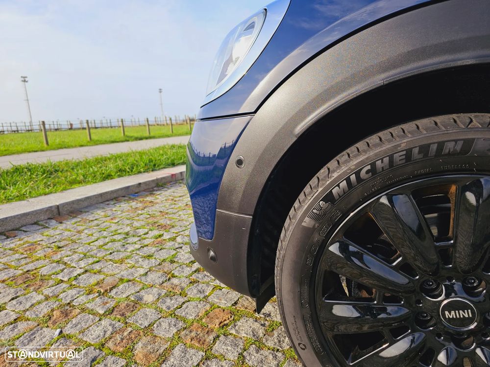 MINI Countryman Cooper SE ALL4 Auto - 4