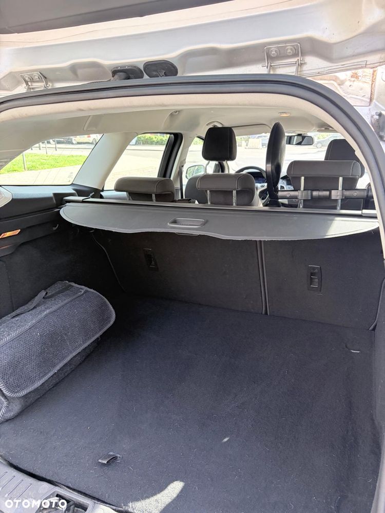 Ford Focus 1.6 TDCi DPF Start-Stopp-System SYNC Edition - 17