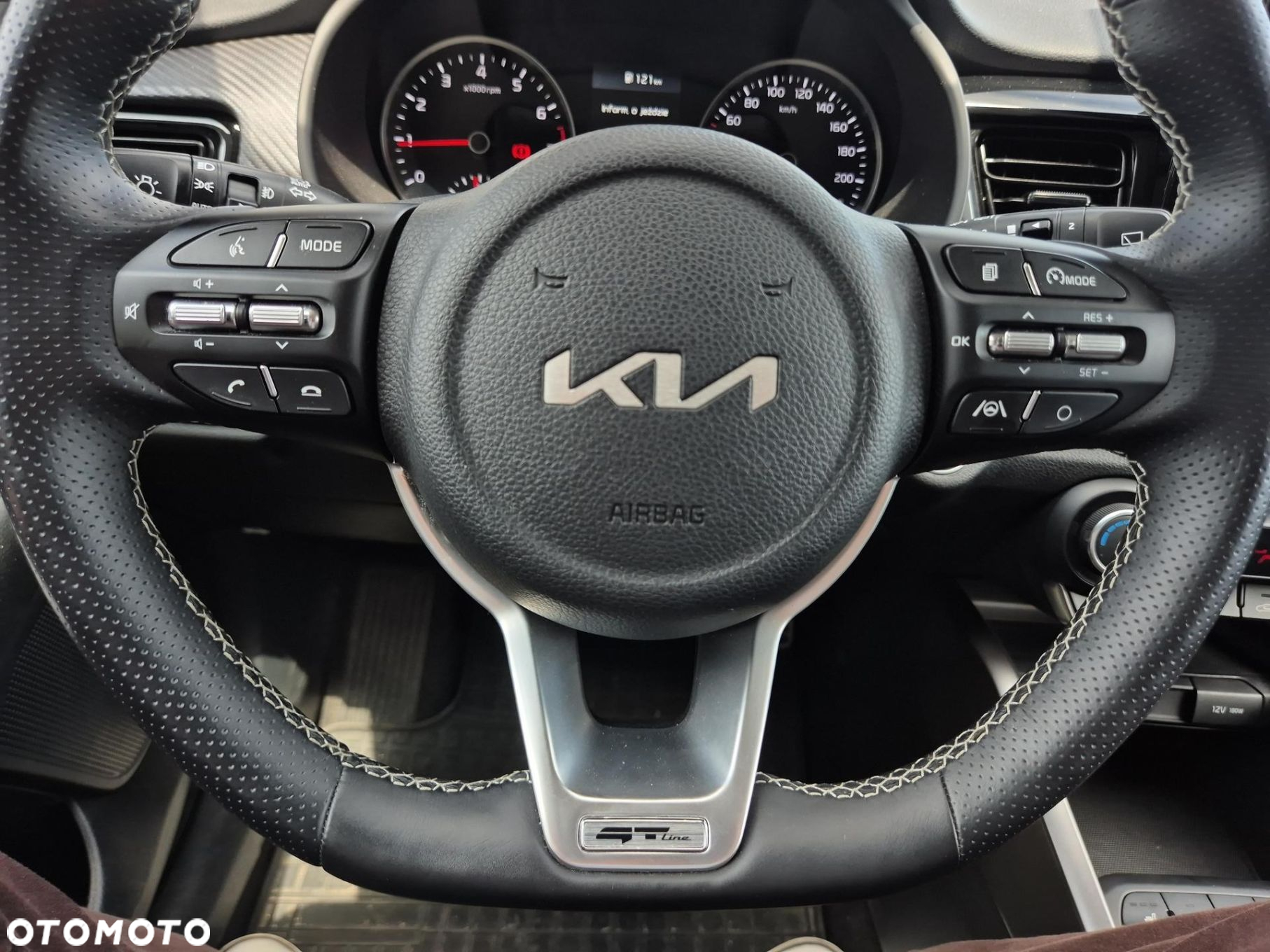 Kia Stonic - 23