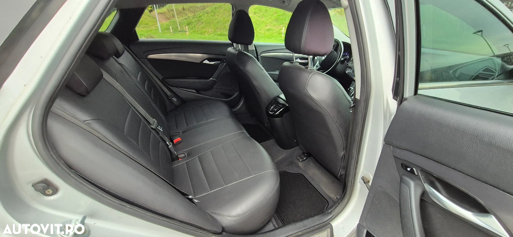 Hyundai i40 Kombi 1.7 CRDi DCT Premium - 7